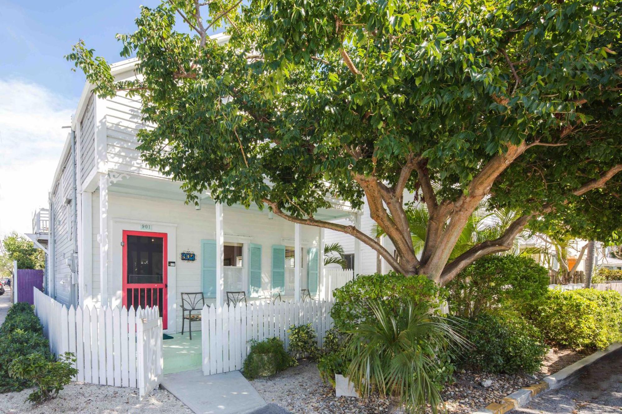 Puerta Coralina By Last Key Realty キーウェスト エクステリア 写真
